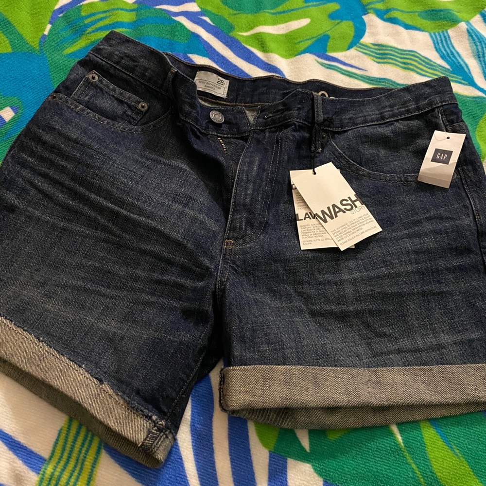 Cute Jean gap shorts brand new